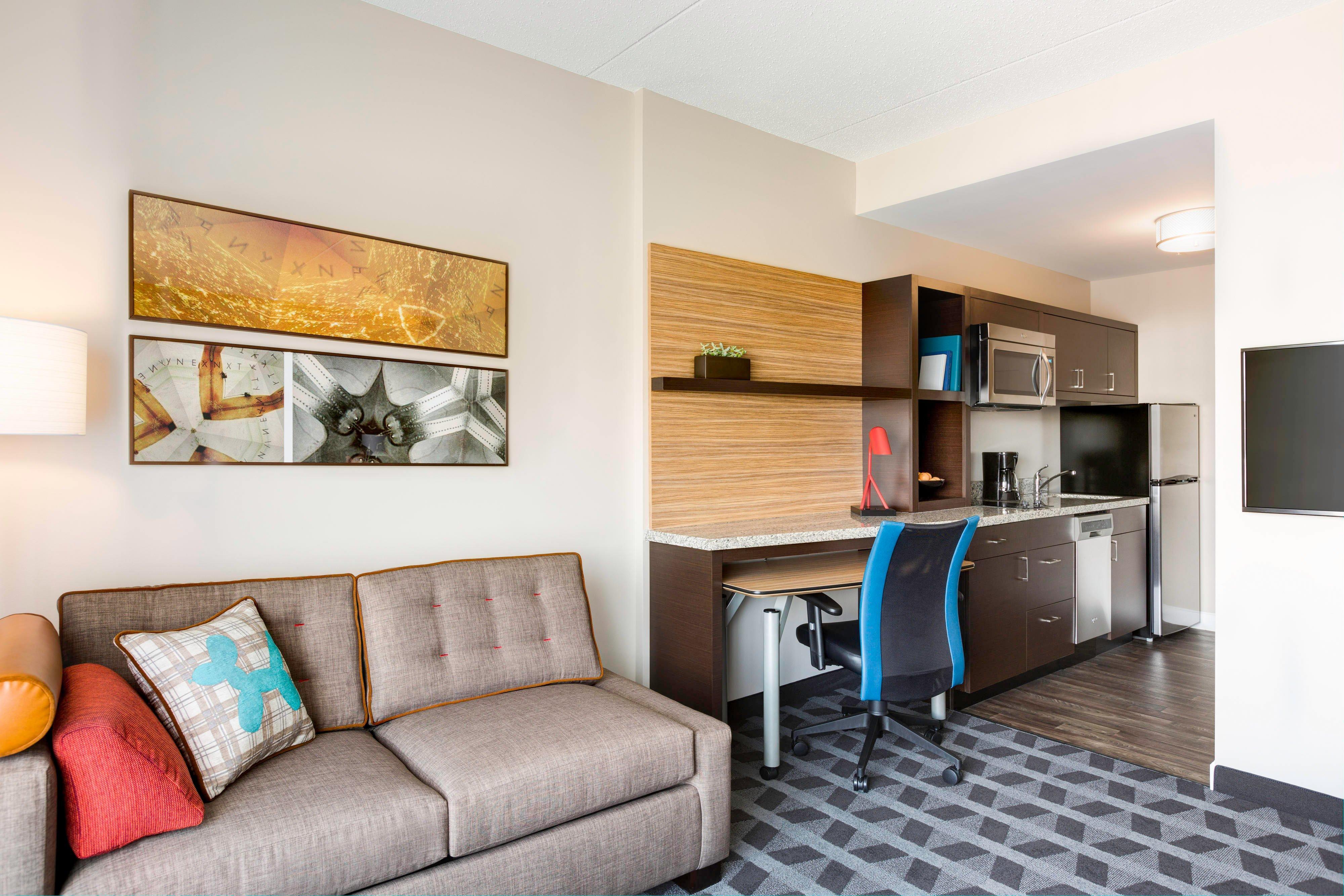 Holiday Inn Express & Suites Midland South I-20 By Ihg Exterior foto
